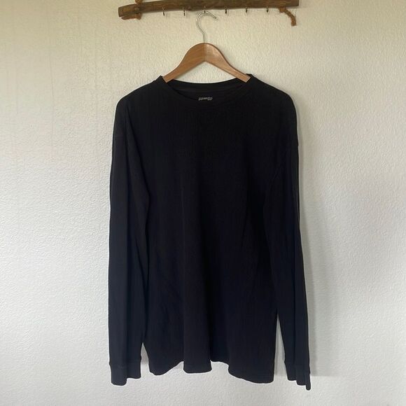 St. John’s bay men’s long sleeve - Picture 1 of 3